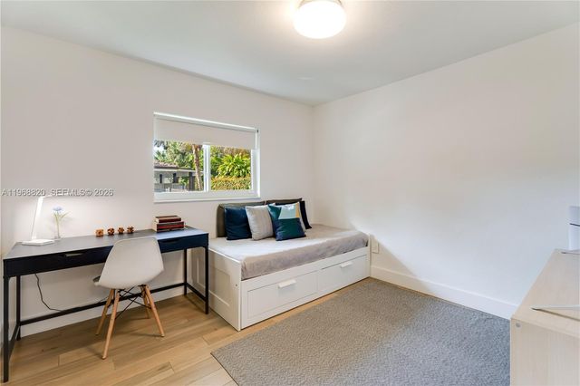 15200 SW 77th Ct, Palmetto Bay, FL 33157