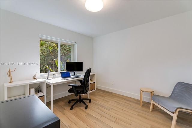 15200 SW 77th Ct, Palmetto Bay, FL 33157