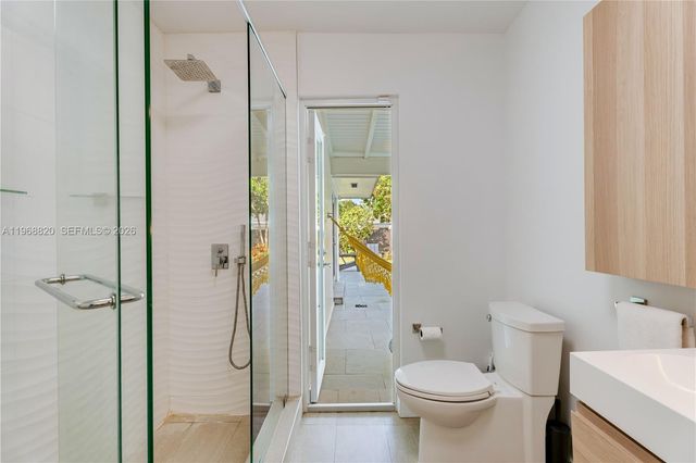 15200 SW 77th Ct, Palmetto Bay, FL 33157