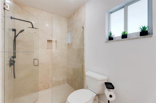 15200 SW 77th Ct, Palmetto Bay, FL 33157