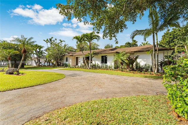 15200 SW 77th Ct, Palmetto Bay, FL 33157