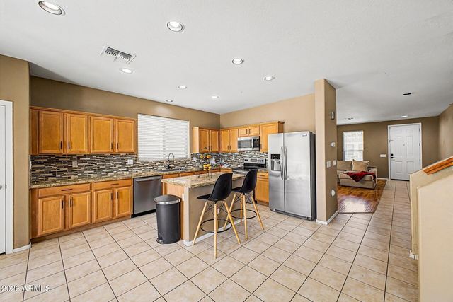 18371 W HAYDEN Drive, Surprise, AZ 85374