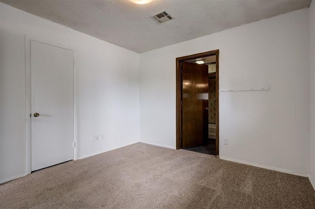 9713 Sonata Court, Midwest City, OK 73130