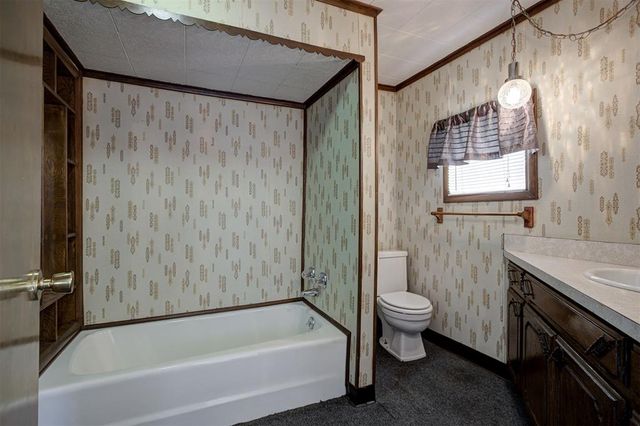 9713 Sonata Court, Midwest City, OK 73130