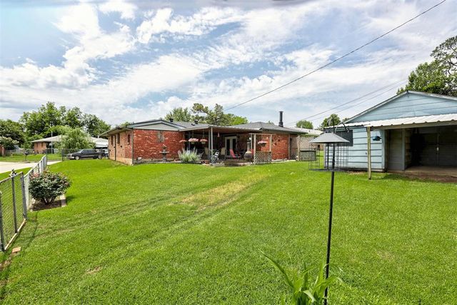 9713 Sonata Court, Midwest City, OK 73130