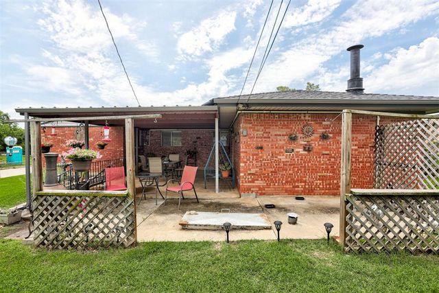 9713 Sonata Court, Midwest City, OK 73130