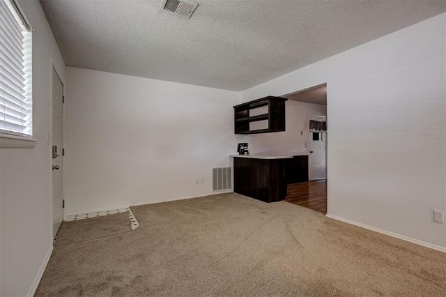 9713 Sonata Court, Midwest City, OK 73130
