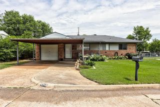 9713 Sonata Court, Midwest City, OK 73130