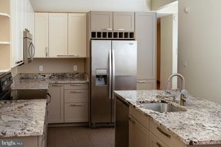 933 N CALVERT ST #B, Baltimore, MD 21202