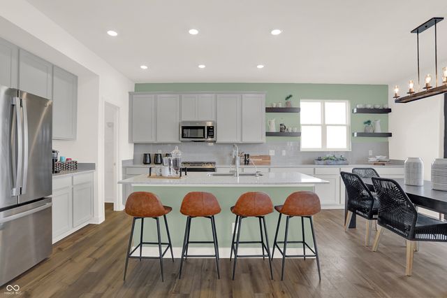 958 Elmwood Lane, Greenwood, IN 46143