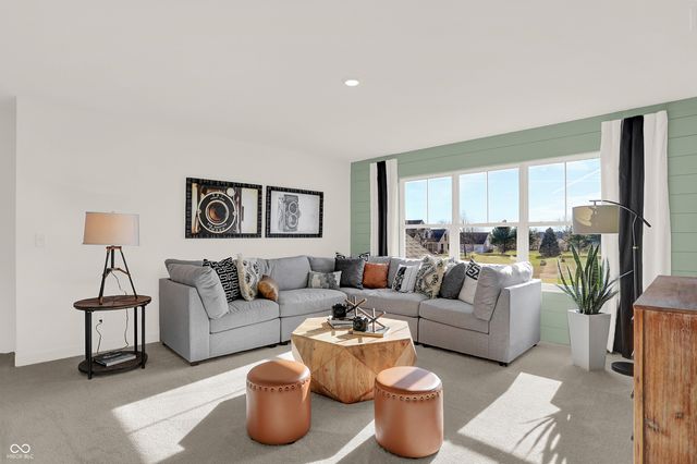 958 Elmwood Lane, Greenwood, IN 46143