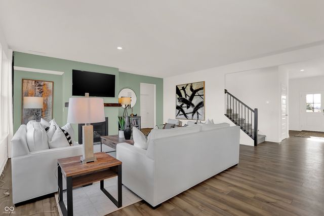 958 Elmwood Lane, Greenwood, IN 46143