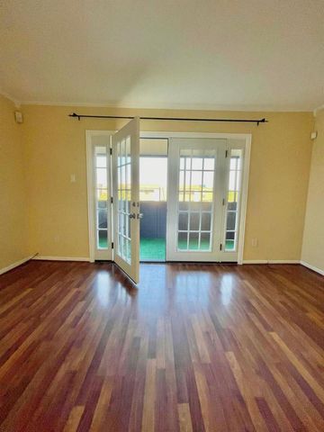 3055 Walnut Bend Lane 36, Houston, TX 77042