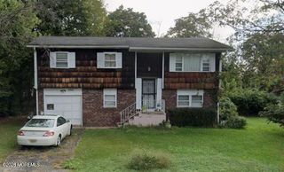 3 Merlin Drive, Lakewood, NJ 08701