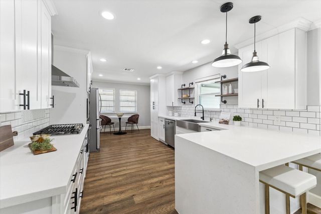 5414 Sanford Road, Houston, TX 77096