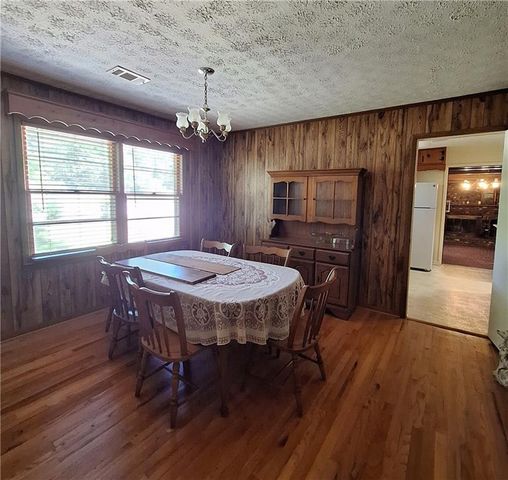 1239 Milstead Avenue, Conyers, GA 30012