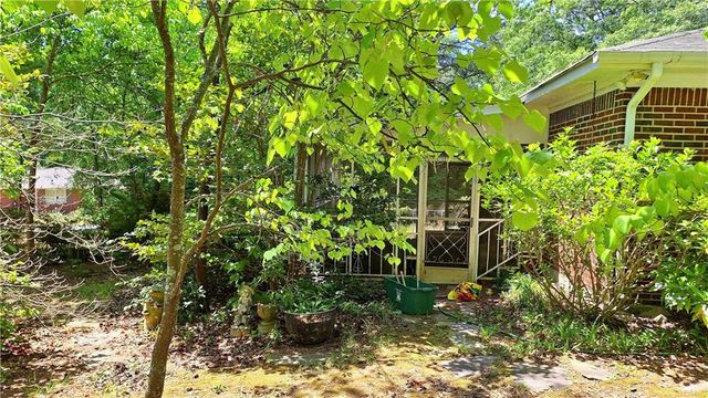 1239 Milstead Avenue, Conyers, GA 30012