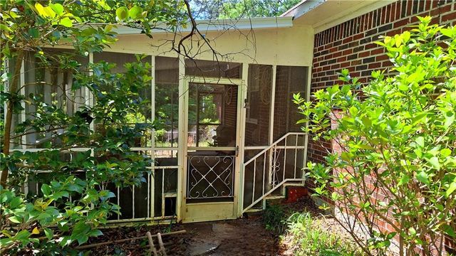 1239 Milstead Avenue, Conyers, GA 30012