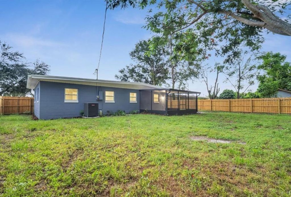 Image 19 of property listing at 1318 TERRE CIA AVENUE, Orlando, FL 32807