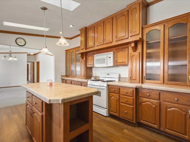 371 ELDER Lane, Belvidere, IL 61008