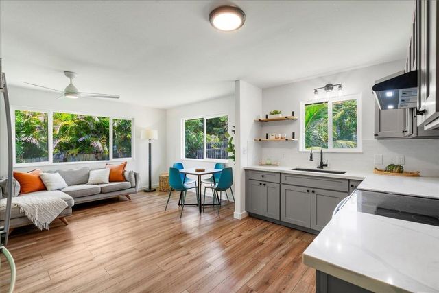 640 Lihau Pl Unit B, Haiku, HI 96708