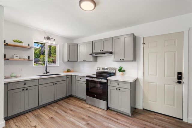 640 Lihau Pl Unit B, Haiku, HI 96708