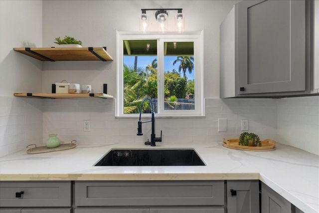 640 Lihau Pl Unit B, Haiku, HI 96708