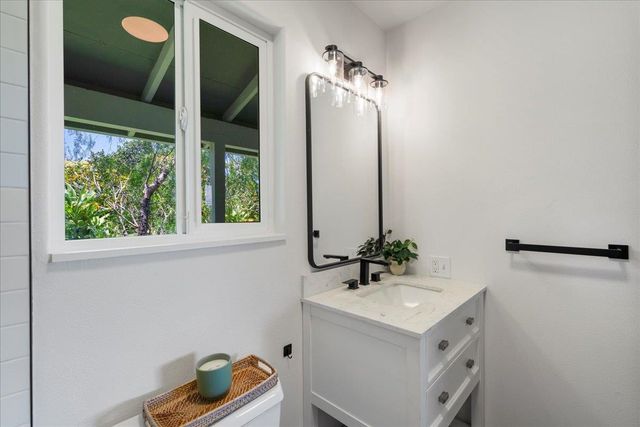 640 Lihau Pl Unit B, Haiku, HI 96708