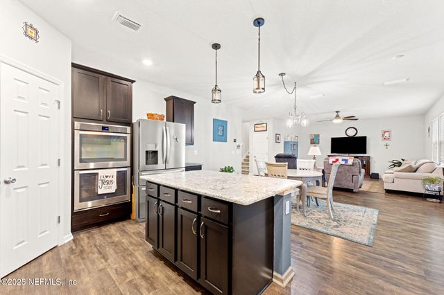 13371 AVERY PARK Lane, Jacksonville, FL 32218
