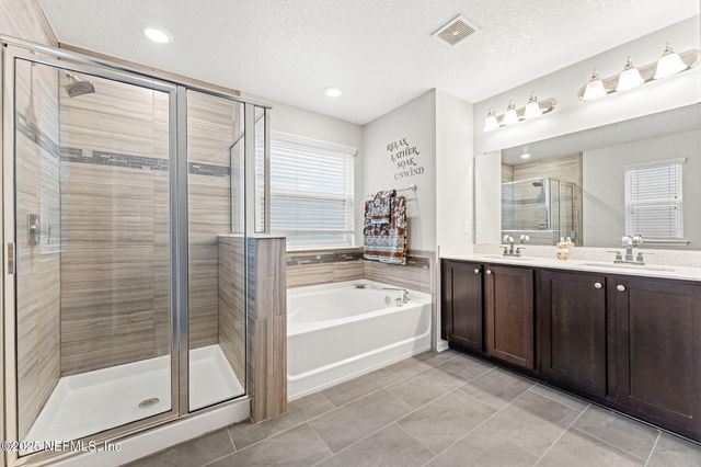 13371 AVERY PARK Lane, Jacksonville, FL 32218