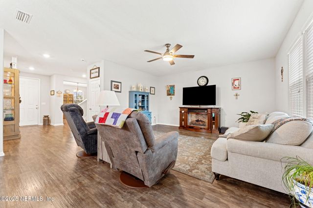 13371 AVERY PARK Lane, Jacksonville, FL 32218