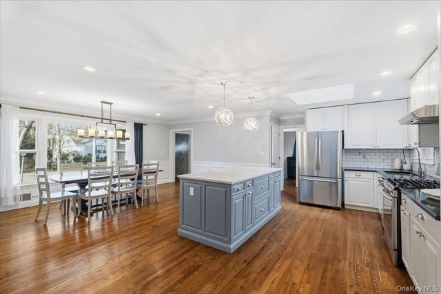 39 Darling Avenue, New Rochelle, NY 10804