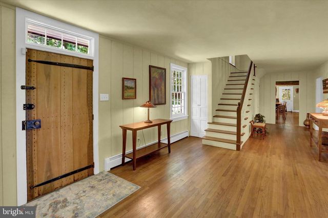 1242 JAINE LN, Chester Springs, PA 19425