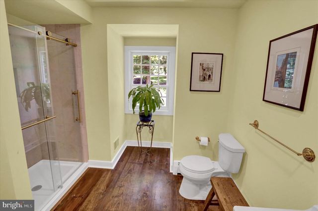 1242 JAINE LN, Chester Springs, PA 19425
