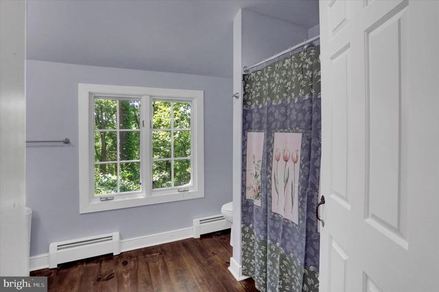 1242 JAINE LN, Chester Springs, PA 19425