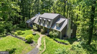 1242 JAINE LN, Chester Springs, PA 19425