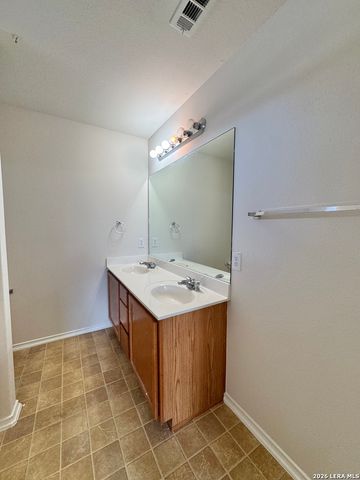 17307 WAYLAND RUN, San Antonio, TX 78247