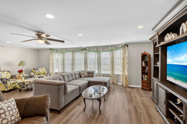 402 TEQUILA, North Port, FL 34287