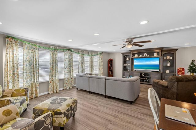 402 TEQUILA, North Port, FL 34287