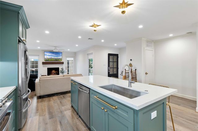 3139 Bissonnet Street, Houston, TX 77005