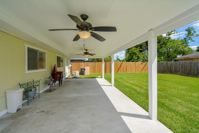 1910 Crosscoach Lane, Katy, TX 77449