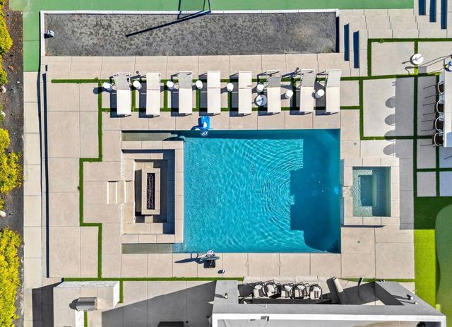 2150 N Farrell Drive, Palm Springs, CA 92262