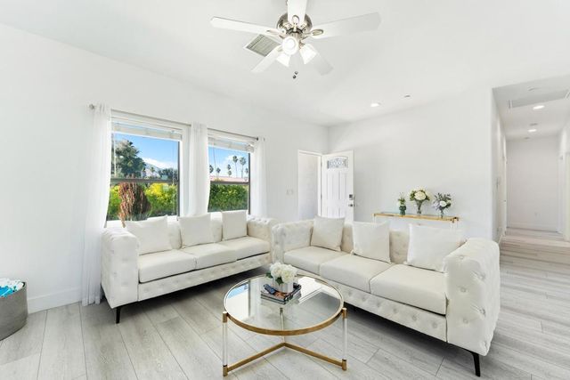 2150 N Farrell Drive, Palm Springs, CA 92262