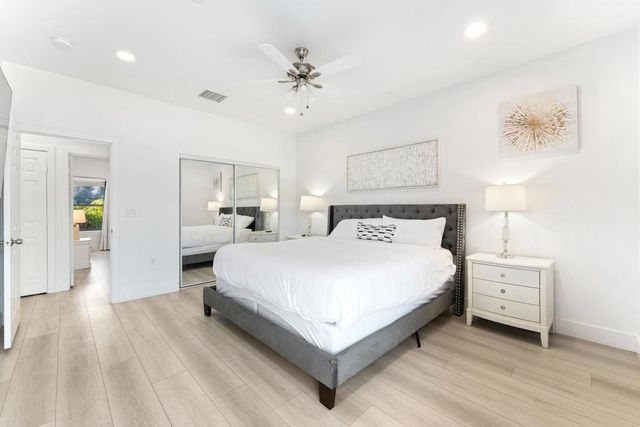 2150 N Farrell Drive, Palm Springs, CA 92262