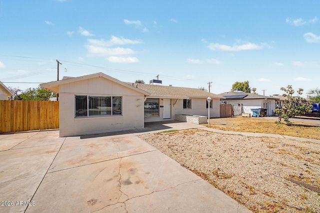 3731 W GLENN Drive, Phoenix, AZ 85051