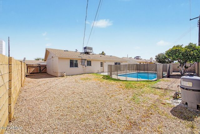 3731 W GLENN Drive, Phoenix, AZ 85051