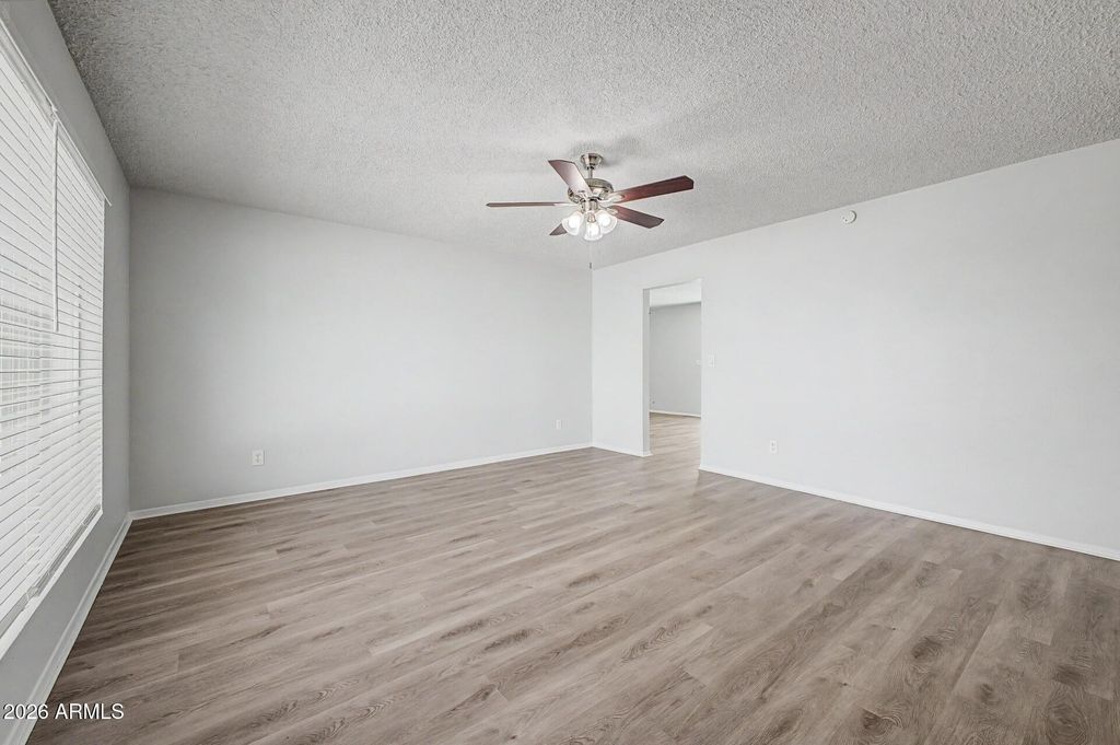 3731 W GLENN Drive, Phoenix, AZ 85051 — photo 4