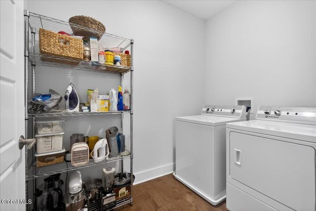 116 West UNIT 401, Saratoga Springs, NY 12866