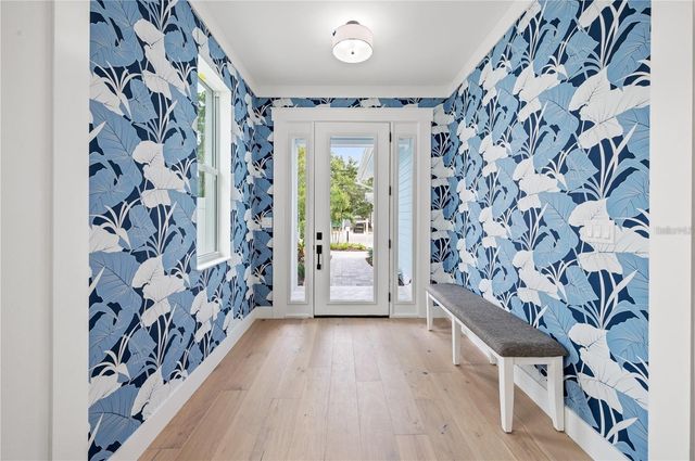 1647 SIESTA DRIVE, Sarasota, FL 34239