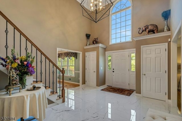 1 Curtis Trl, Bridgewater Twp., NJ 08836